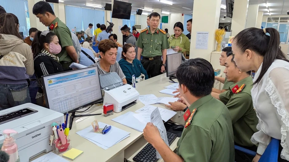 Trung tướng Ngô Thị Hoàng Yến: 6 điểm mới nổi bật của Luật Lý lịch tư pháp sửa đổi Trung tướng Ngô Thị Hoàng Yến: 6 điểm mới nổi bật của Luật Lý lịch tư pháp sửa đổi