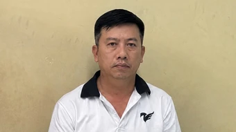 Trưởng ban quản lý chung cư ở TP HCM bị bắt
