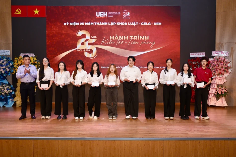 Trường Kinh tế, Luật và Quản lý Nhà nước UEH kỷ niệm 25 năm thành lập Khoa Luật Trường Kinh tế, Luật và Quản lý Nhà nước UEH kỷ niệm 25 năm thành lập Khoa Luật
