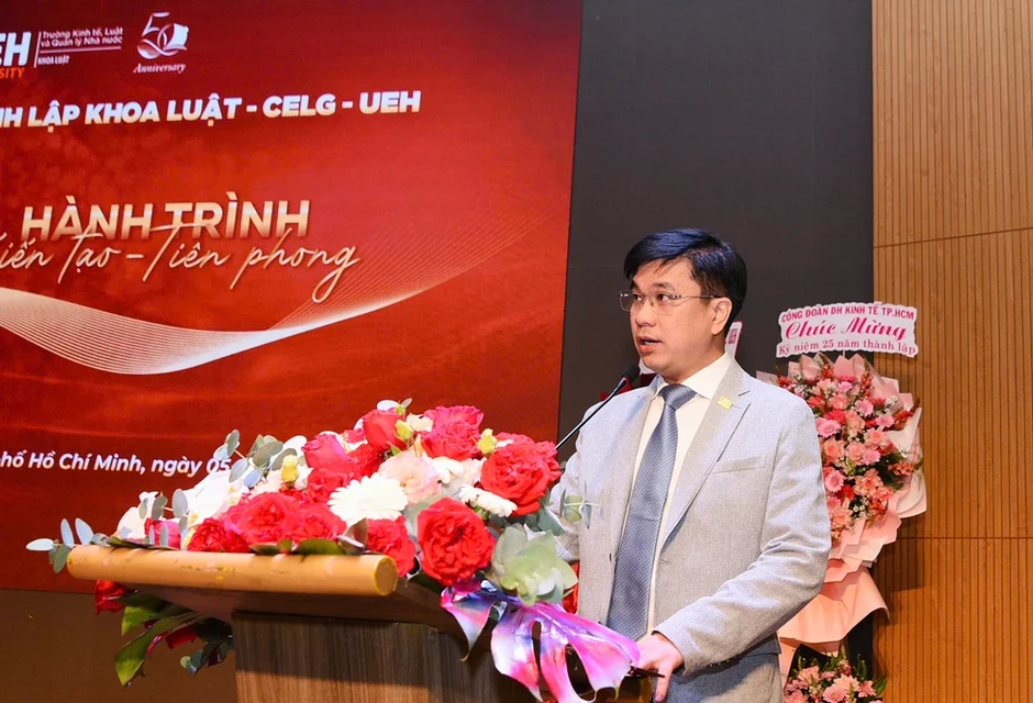 Trường Kinh tế, Luật và Quản lý Nhà nước UEH kỷ niệm 25 năm thành lập Khoa Luật Trường Kinh tế, Luật và Quản lý Nhà nước UEH kỷ niệm 25 năm thành lập Khoa Luật