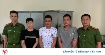Truy bắt kẻ cướp thuốc lá, phát hiện nhóm sử dụng ma túy ở Nghệ An