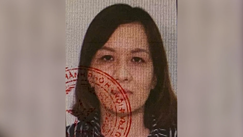 Truy tìm một nam, một nữ liên quan án hình sự tại Hà Nội Truy tìm một nam, một nữ liên quan án hình sự tại Hà Nội