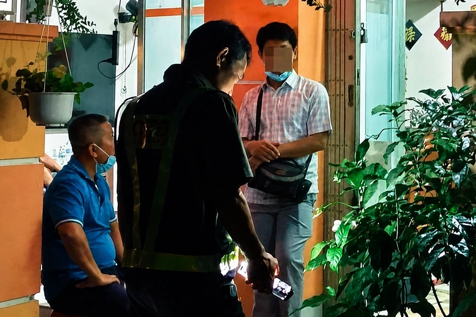 Truy tìm người đàn ông liên quan đến vụ một phụ nữ tử vong trong nhà nghỉ Truy tìm người đàn ông liên quan đến vụ một phụ nữ tử vong trong nhà nghỉ