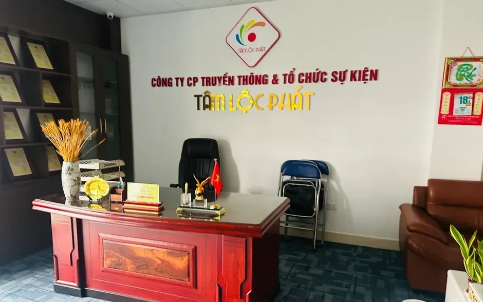 Truy tố Chủ tịch Tập đoàn Tâm Lộc Phát lừa đảo chiếm đoạt gần 1.380 tỷ đồng Truy tố Chủ tịch Tập đoàn Tâm Lộc Phát lừa đảo chiếm đoạt gần 1.380 tỷ đồng