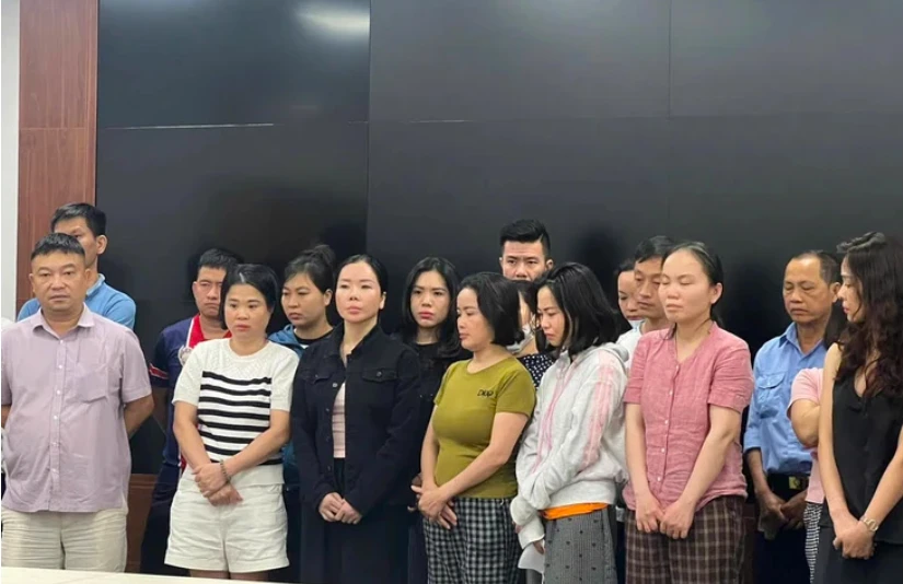 Truy tố nhiều bác sĩ 'hô biến' tội phạm thành bệnh nhân tâm thần Truy tố nhiều bác sĩ 'hô biến' tội phạm thành bệnh nhân tâm thần