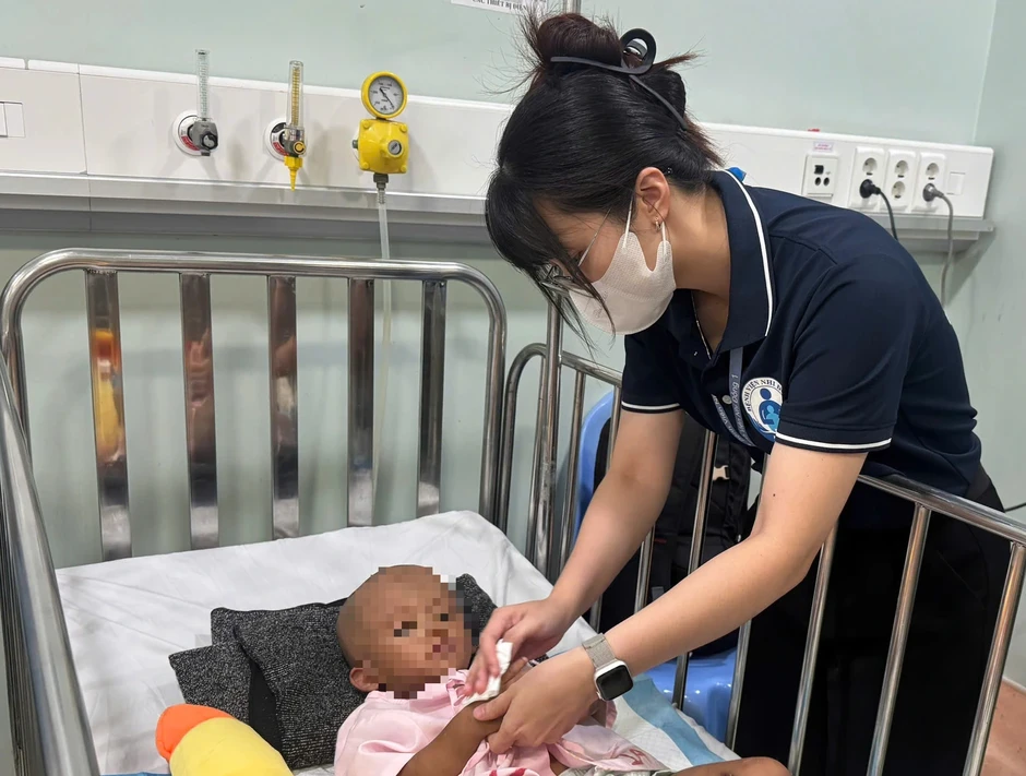 Từ 2 vụ bạo hành trẻ em: Khi pháp luật đến kịp và đến muộn Từ 2 vụ bạo hành trẻ em: Khi pháp luật đến kịp và đến muộn