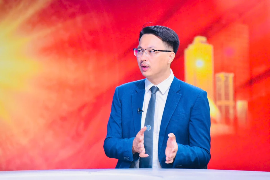 Từ ‘giang hồ mạng’ đến ‘doanh nhân mạng’: Giải mã sự nổi tiếng bằng tai tiếng Từ ‘giang hồ mạng’ đến ‘doanh nhân mạng’: Giải mã sự nổi tiếng bằng tai tiếng