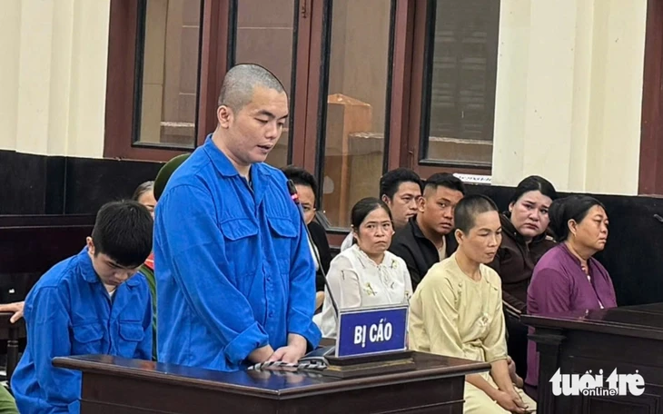 Tử hình thanh niên giết người chuyển giới để cướp vàng Tử hình thanh niên giết người chuyển giới để cướp vàng