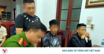 Tụ tập đua xe, mang hung khí quay clip “sống ảo”, nhóm tuổi teen bị bắt gọn