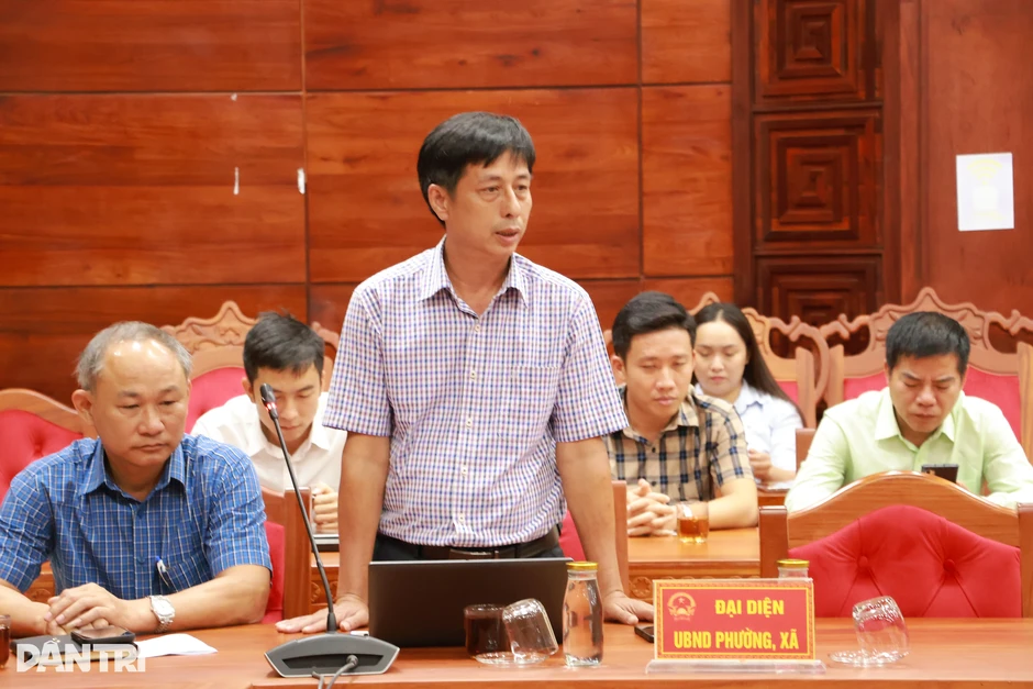 Từ tin báo của phóng viên, công an bắt quả tang "vàng tặc" Từ tin báo của phóng viên, công an bắt quả tang "vàng tặc"