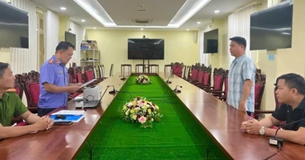Tước danh hiệu CAND 2 công an liên quan vụ nữ sinh tử vong ở Vĩnh Long