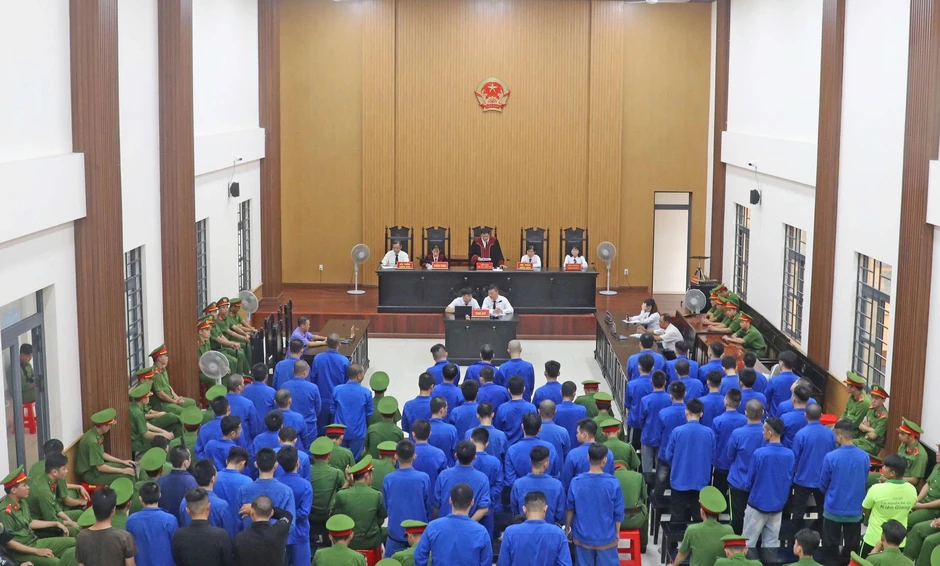 Tuyên án vụ 300 học viên đập phá cơ sở cai nghiện ma túy Tuyên án vụ 300 học viên đập phá cơ sở cai nghiện ma túy