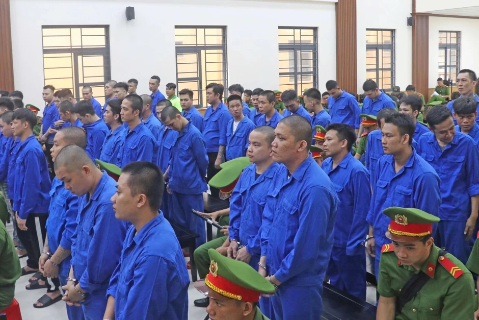Tuyên án vụ 300 học viên đập phá cơ sở cai nghiện ma túy Tuyên án vụ 300 học viên đập phá cơ sở cai nghiện ma túy