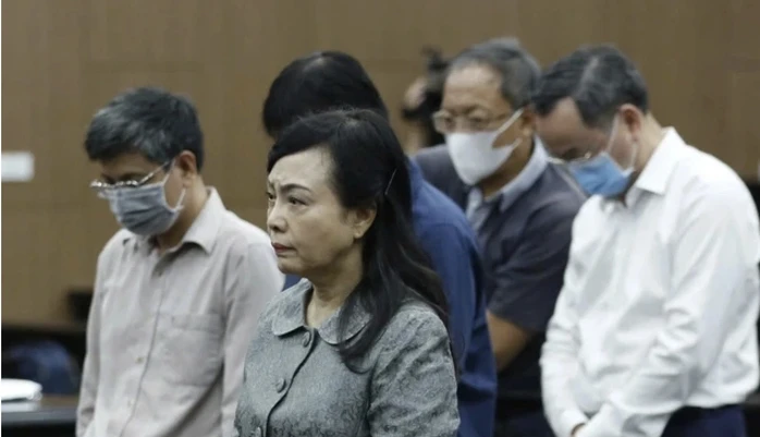 Tuyên phạt cựu Bộ trưởng Bộ Y tế Nguyễn Thị Kim Tiến 6 năm tù Tuyên phạt cựu Bộ trưởng Bộ Y tế Nguyễn Thị Kim Tiến 6 năm tù