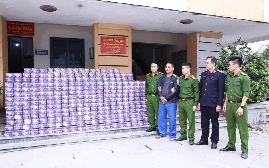 Tuyên Quang: Lật tẩy chiêu nguỵ trang “sắn khô” vận chuyển 710kg pháo nổ xuyên biên giới Tuyên Quang: Lật tẩy chiêu nguỵ trang “sắn khô” vận chuyển 710kg pháo nổ xuyên biên giới