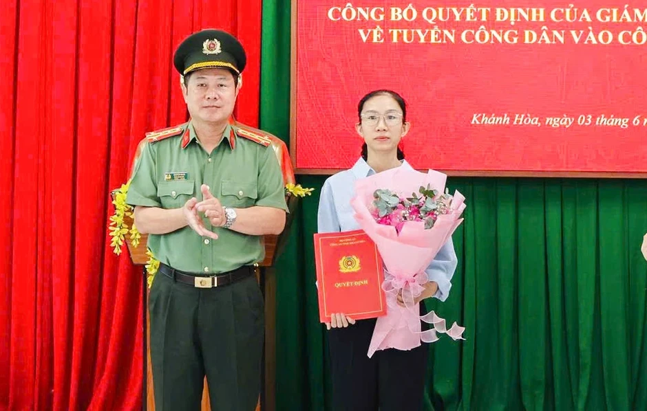 Tuyển vợ Thiếu tá Nguyễn Xuân Hải vào ngành công an Tuyển vợ Thiếu tá Nguyễn Xuân Hải vào ngành công an