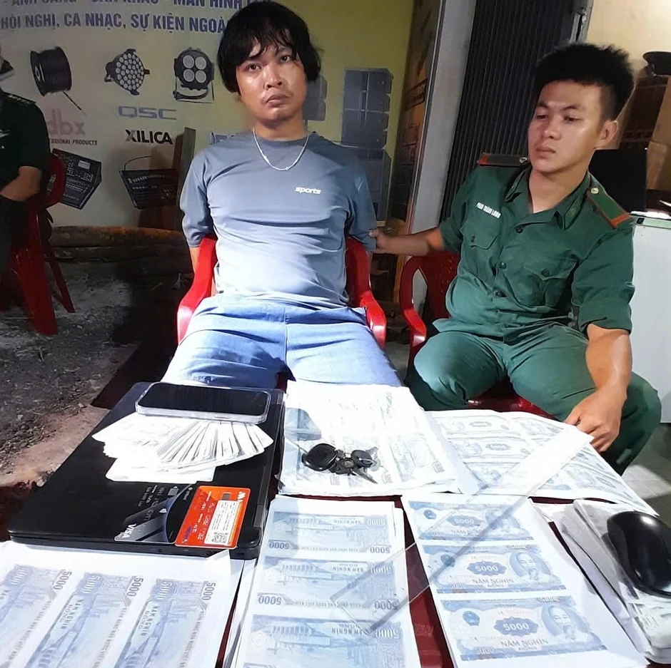 Vác máy in từ Khánh Hòa ra Đà Nẵng, dừng ở đâu in tiền giả tới đó Vác máy in từ Khánh Hòa ra Đà Nẵng, dừng ở đâu in tiền giả tới đó