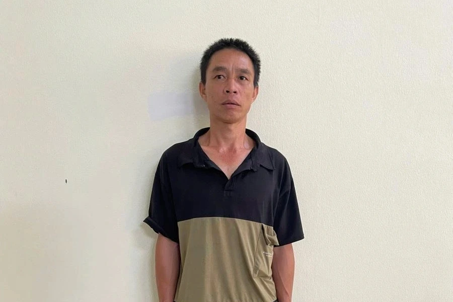 Về nhà lấy dao đâm bạn cùng thôn vì mâu thuẫn trong đám tang Về nhà lấy dao đâm bạn cùng thôn vì mâu thuẫn trong đám tang