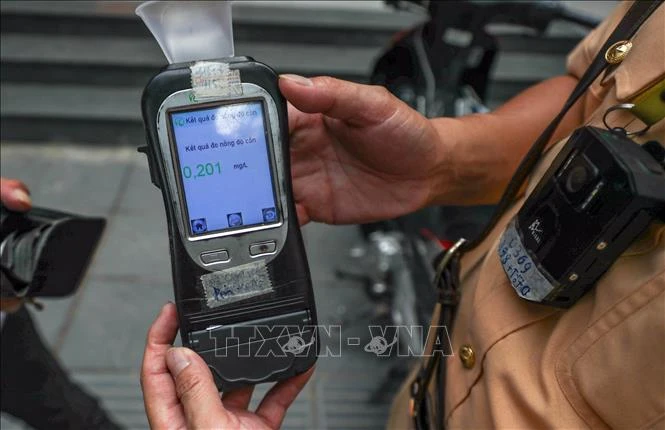 Vi phạm nồng độ cồn: Coi thường tính mạng phía sau tay lái Vi phạm nồng độ cồn: Coi thường tính mạng phía sau tay lái