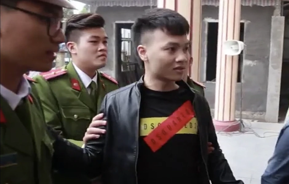 Vì sao 'giang hồ mạng' vẫn liên tiếp xuất hiện dù nhiều người đã vào tù? Vì sao 'giang hồ mạng' vẫn liên tiếp xuất hiện dù nhiều người đã vào tù?
