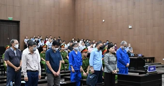 Viện kiểm sát đề nghị phạt cựu bộ trưởng Y tế Nguyễn Thị Kim Tiến 5-6 năm tù