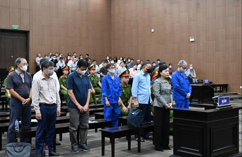 Viện kiểm sát đề nghị phạt cựu bộ trưởng Y tế Nguyễn Thị Kim Tiến 5-6 năm tù Viện kiểm sát đề nghị phạt cựu bộ trưởng Y tế Nguyễn Thị Kim Tiến 5-6 năm tù