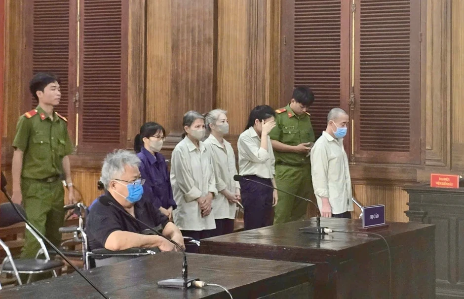 Viện kiểm sát đề nghị tuyên phạt bị cáo Hứa Xường 16-18 năm tù Viện kiểm sát đề nghị tuyên phạt bị cáo Hứa Xường 16-18 năm tù