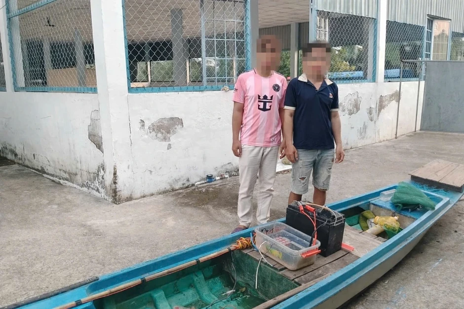 Vĩnh Long bắt đối tượng sử dụng công cụ kích điện khai thác thủy sản Vĩnh Long bắt đối tượng sử dụng công cụ kích điện khai thác thủy sản