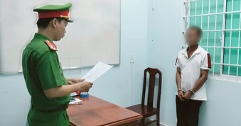 Vĩnh Long: Tạm giữ kẻ làm chuyện đòi bại với con ruột