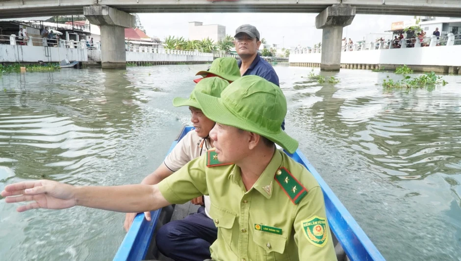 Vĩnh Long: Thông tin 2 con cá sấu nổi trên sông Tiểu Cần là giả, do Al tạo dựng Vĩnh Long: Thông tin 2 con cá sấu nổi trên sông Tiểu Cần là giả, do Al tạo dựng