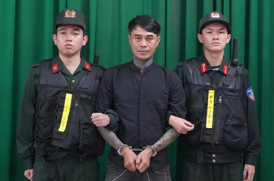 Vỏ bọc doanh nhân của trùm đòi nợ thuê Được 'Đất Bắc' và Phong 'Lê' Vỏ bọc doanh nhân của trùm đòi nợ thuê Được 'Đất Bắc' và Phong 'Lê'