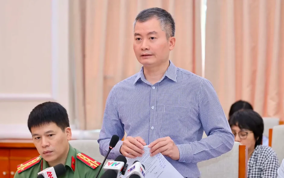 Vụ 147 điểm 10 môn Toán tại Trường THPT chuyên Tuyên Quang: Khởi tố 29 bị can Vụ 147 điểm 10 môn Toán tại Trường THPT chuyên Tuyên Quang: Khởi tố 29 bị can