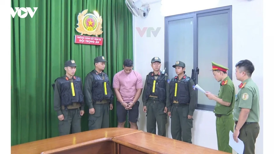 Vụ bắn chết người ở TPHCM: 2 đối tượng khai nhận toàn bộ hành vi phạm tội Vụ bắn chết người ở TPHCM: 2 đối tượng khai nhận toàn bộ hành vi phạm tội