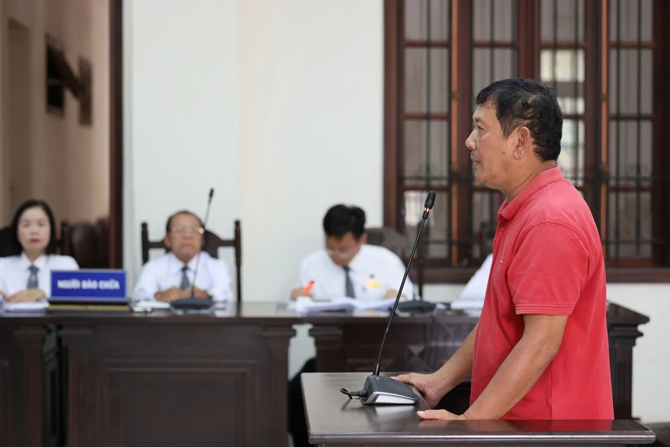 Vụ buôn lậu 200 triệu lít xăng: Nhiều doanh nhân ở TPHCM đầu thú Vụ buôn lậu 200 triệu lít xăng: Nhiều doanh nhân ở TPHCM đầu thú