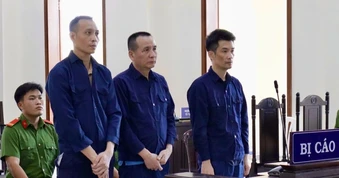 Vụ chiếm đoạt tiền, tặng quà nguyên lãnh đạo Cần Thơ: 4 bị cáo được giảm án