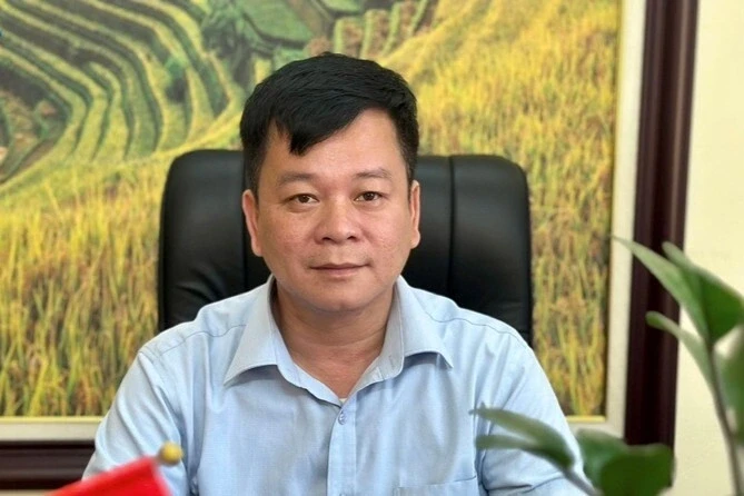 Vụ chủ tịch xã bị bắt vì cá độ bóng đá: Chờ quyết định xử lý cán bộ Vụ chủ tịch xã bị bắt vì cá độ bóng đá: Chờ quyết định xử lý cán bộ