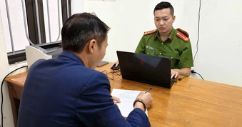 Vụ giám đốc cầm gậy dọa người khác giữa đường: Xin lỗi, mong được bỏ qua