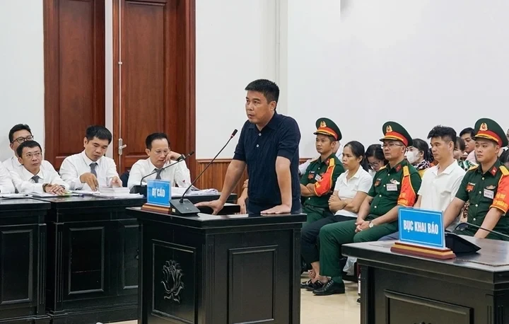 Vụ giao 63 ha đất quốc phòng cho Hậu 'Pháo': Hai cựu Thiếu tướng hưởng án treo Vụ giao 63 ha đất quốc phòng cho Hậu 'Pháo': Hai cựu Thiếu tướng hưởng án treo