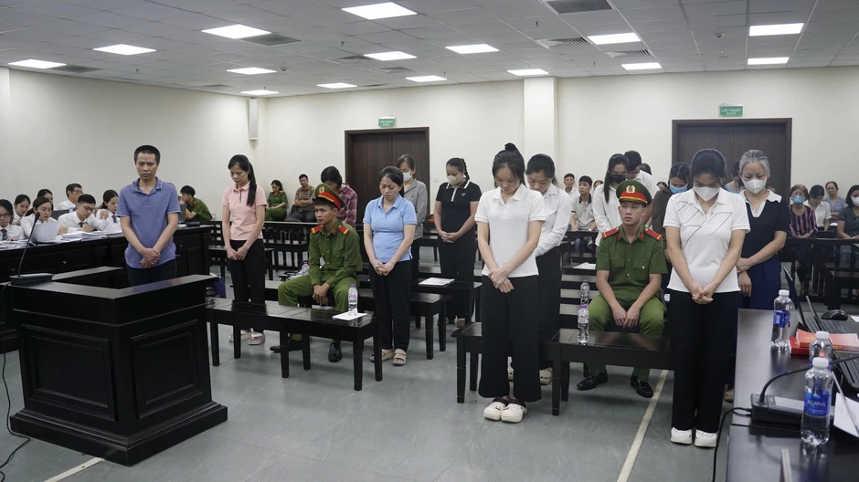 Vụ làm giả 13 triệu sản phẩm dinh dưỡng: Giám đốc khai dùng "chất bí mật" Vụ làm giả 13 triệu sản phẩm dinh dưỡng: Giám đốc khai dùng "chất bí mật"