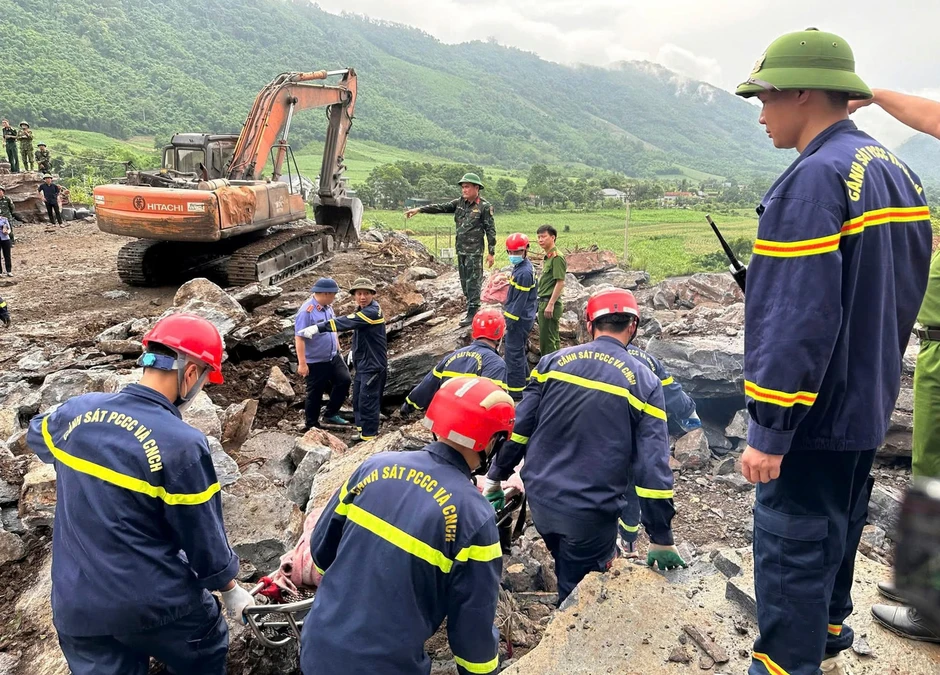 Vụ sạt mỏ đá làm 3 người chết: Từng phát hiện loạt vi phạm nhưng chưa xử lý Vụ sạt mỏ đá làm 3 người chết: Từng phát hiện loạt vi phạm nhưng chưa xử lý