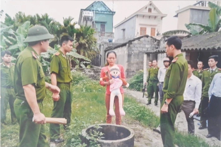 Vụ thi thể bé trai dưới giếng (kỳ cuối): Bộ mặt thật của người cô ruột Vụ thi thể bé trai dưới giếng (kỳ cuối): Bộ mặt thật của người cô ruột