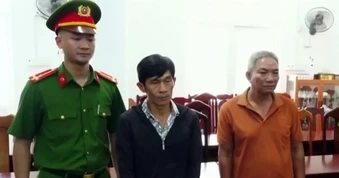 Vụ Thiếu tá công an hy sinh khi chặn bắt "cát tặc": Khởi tố thêm 2 bị can
