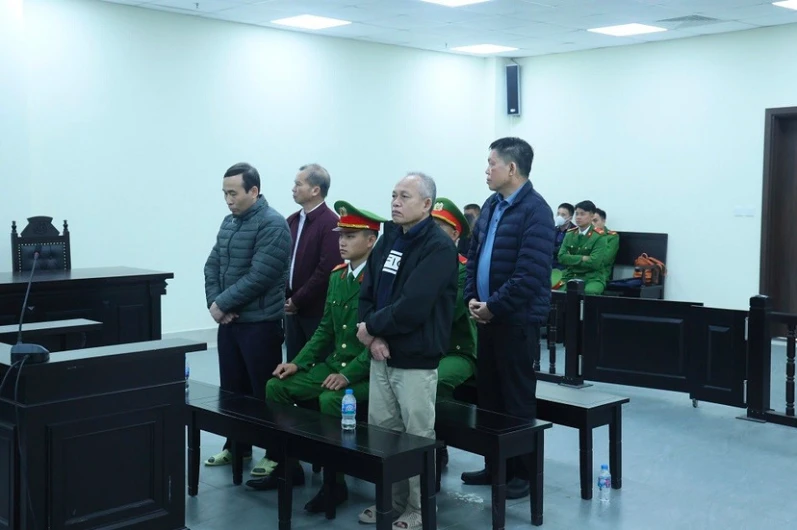 Vụ 'thông thầu' dự án đường tránh Buôn Ma Thuột: Cựu lãnh đạo Ban QLDA Đắk Lắk xin giảm án Vụ 'thông thầu' dự án đường tránh Buôn Ma Thuột: Cựu lãnh đạo Ban QLDA Đắk Lắk xin giảm án