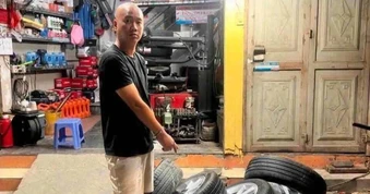 Vụ trộm bánh ô tô ở Hà Nội: Khởi tố vụ án, chờ định giá 2 bánh xe