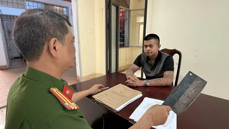 Vừa làm quen ở quán đã chém trọng thương bạn nhậu khi đi nhậu ‘tăng hai’ Vừa làm quen ở quán đã chém trọng thương bạn nhậu khi đi nhậu ‘tăng hai’