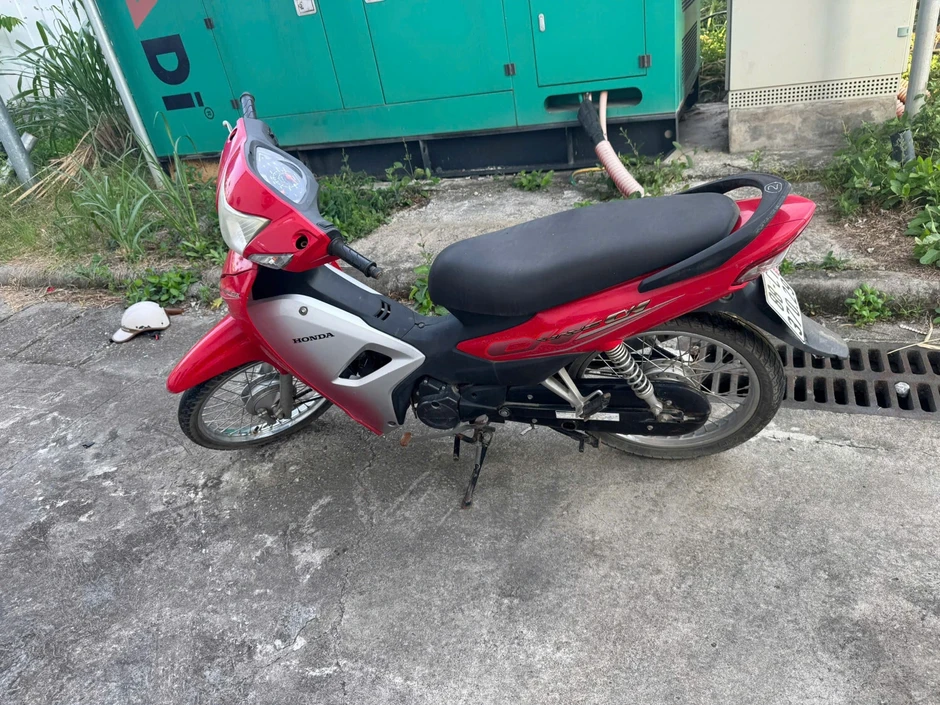 Vừa ra tù thanh niên ngựa quen đường cũ, lấy trộm 12 xe máy Vừa ra tù thanh niên ngựa quen đường cũ, lấy trộm 12 xe máy