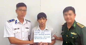 Vùng Cảnh sát biển 4 thu giữ hàng chục tấn hải sản và dầu lậu đợt cao điểm Tết Bính Ngọ
