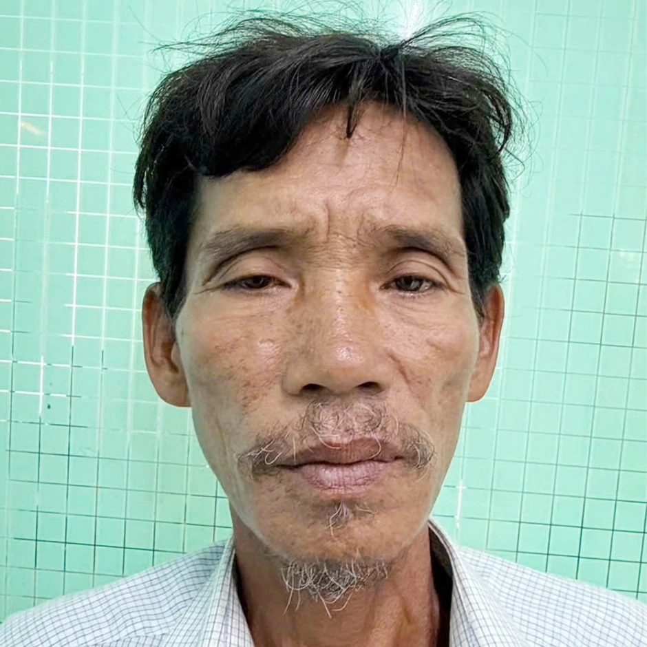 Xâm hại con gái ruột rồi bỏ trốn Xâm hại con gái ruột rồi bỏ trốn