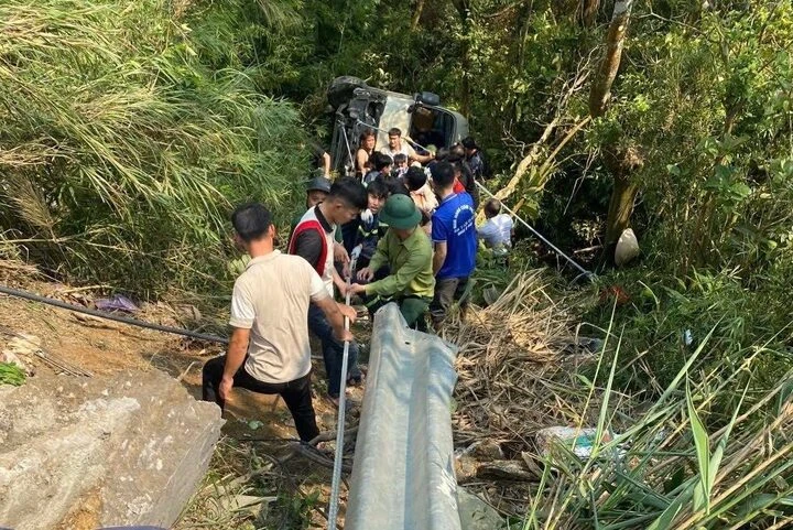 Xe khách lao xuống vực ở Tam Đảo làm 7 người thương vong: Khởi tố tài xế