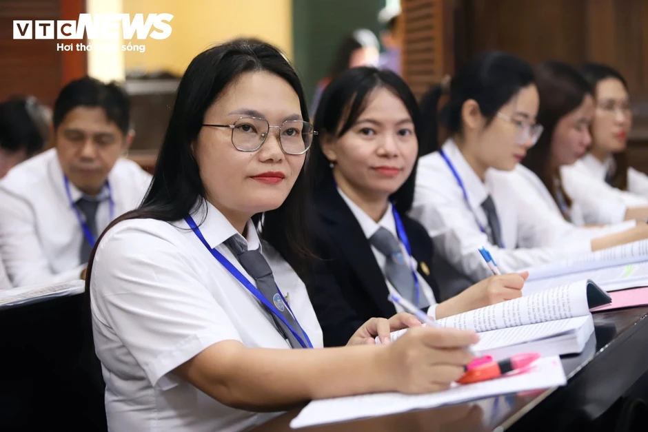 Xét xử 227 bị cáo chuyên án ma túy VN10 liên quan 4 tiếp viên hàng không Xét xử 227 bị cáo chuyên án ma túy VN10 liên quan 4 tiếp viên hàng không